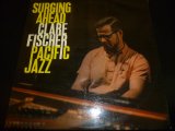 画像: CLARE FISCHER/SURGING AHEAD