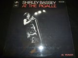 画像: SHIRLEY BASSEY/AT THE PIGALLE