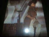 画像: PHYLLIS HYMAN/LIVING ALL ALONE